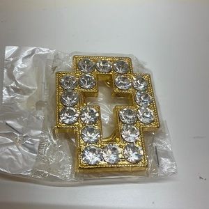 Gold & Diamond Cross Metal Belt Buckle
Dimensions: 2.75 x 2 inches